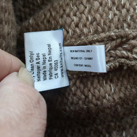 deLux* knitwits MOOSE beanie cap NWT. - Picture 8 of 12